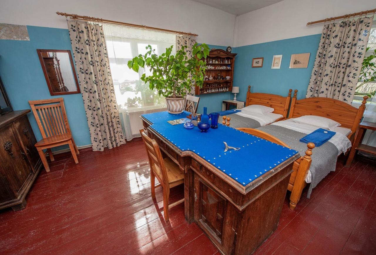 Balta Maja Hotel Pilsrundāle Екстериор снимка