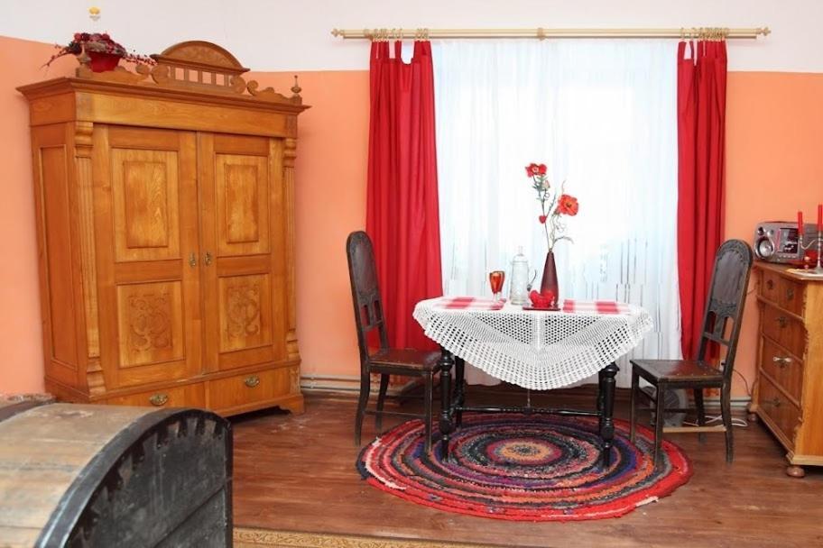 Balta Maja Hotel Pilsrundāle Стая снимка