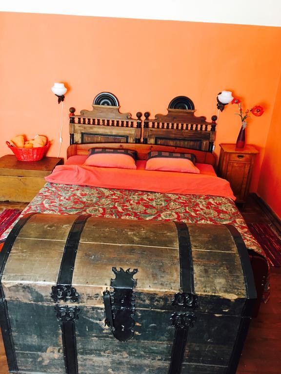 Balta Maja Hotel Pilsrundāle Екстериор снимка